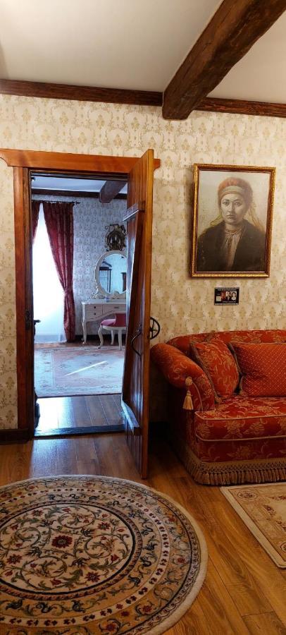 Hotel Fortetsya Hetmana Hatne Exteriér fotografie
